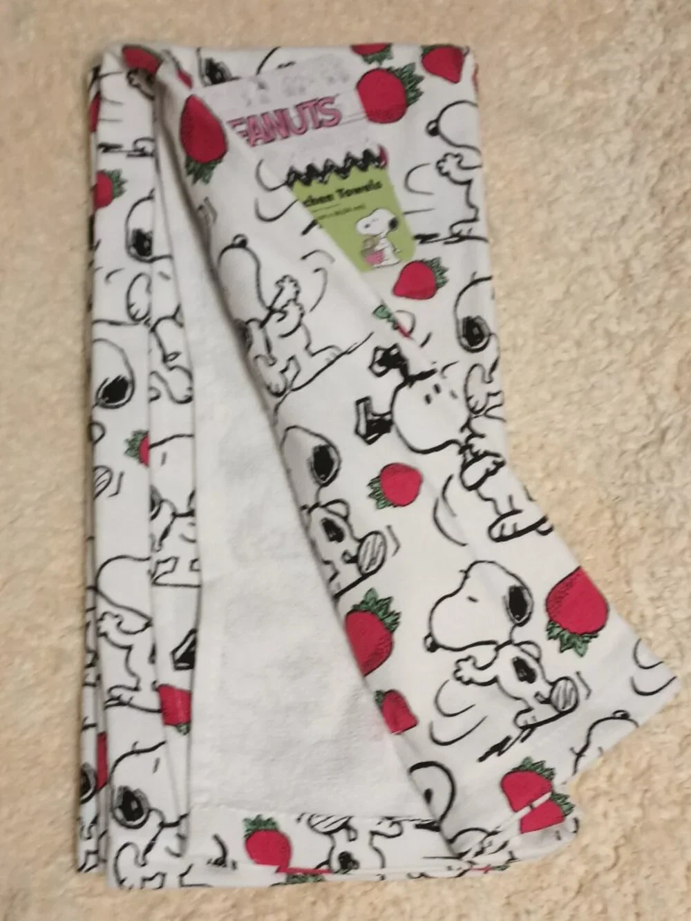 NWT~Peanuts Snoopy & Strawberries Multi-Images Cotton Kitchen Towels -Set of 2